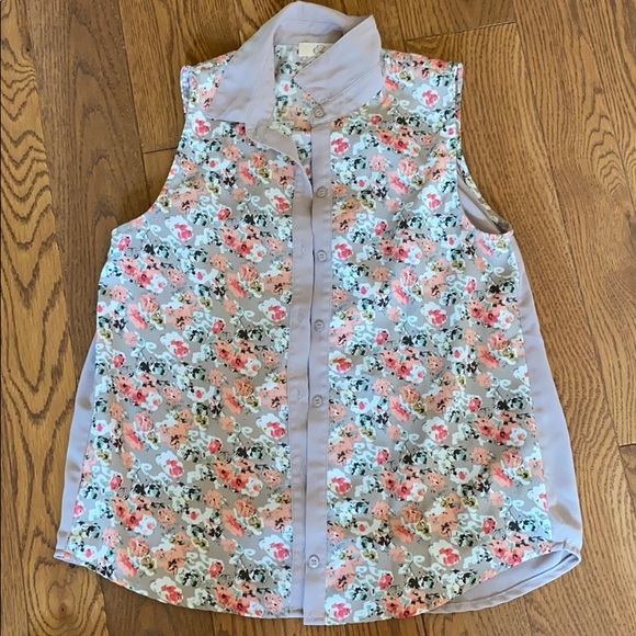 Tops - Mixed floral with solid color blouse tank